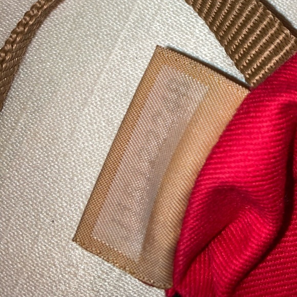 Dooney and bourke black and tan leather shoulder/hobo bag EUC 75$ Obo - Picture 5 of 5